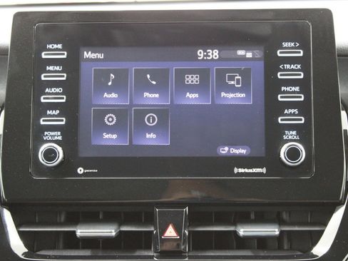 Used 2021 Toyota Camry LE FWD image 22