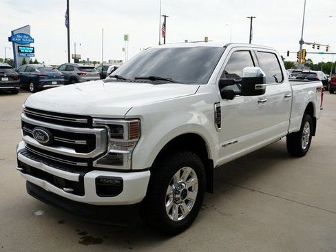 Used 2022 Ford F250 Platinum w/ FX4 Off-Road Package image 38