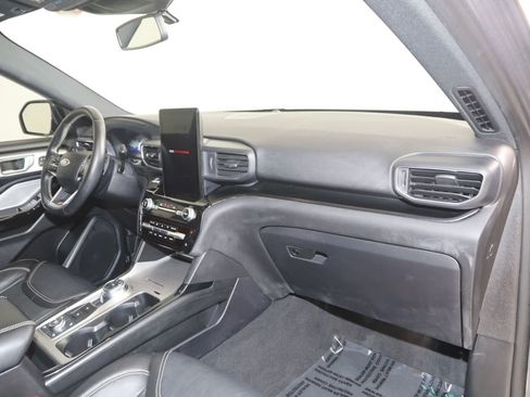 Used 2021 Ford Explorer ST w/ Equipment Group 401A AWD/4WD image 39