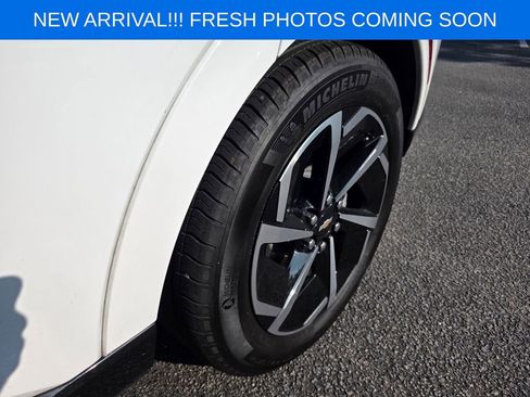 Used 2025 Chevrolet Equinox EV LT FWD image 7