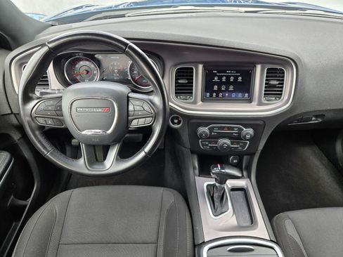 Certified 2022 Dodge Charger SXT RWD image 6