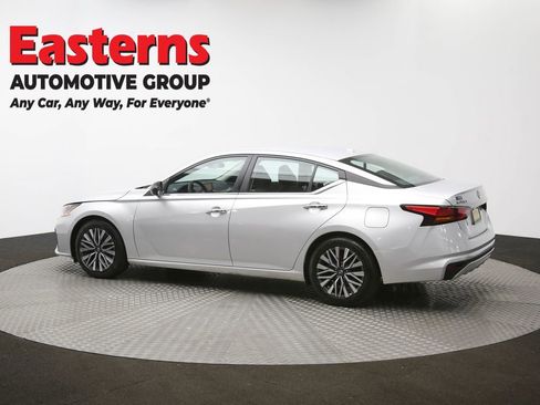 Used 2024 Nissan Altima 2.5 SV image 62