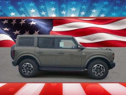 New 2025 Ford Bronco Outer Banks