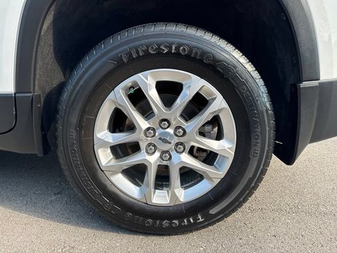 Used 2020 Chevrolet Traverse LS FWD image 29