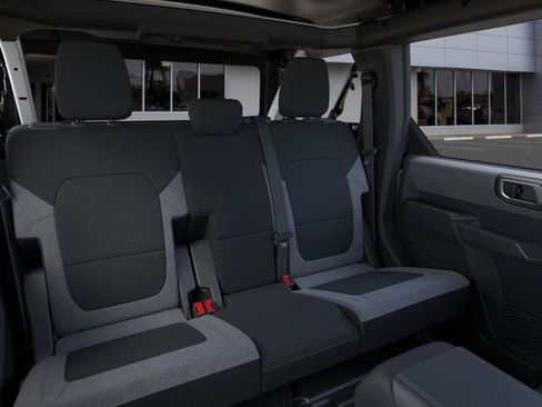 New 2025 Ford Bronco 4-Door AWD/4WD image 11