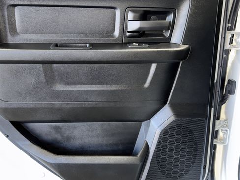 Used 2024 RAM 3500 Tradesman w/ Chrome Appearance Group image 32