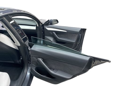 Certified 2023 Tesla Model 3 Standard Range RWD image 12