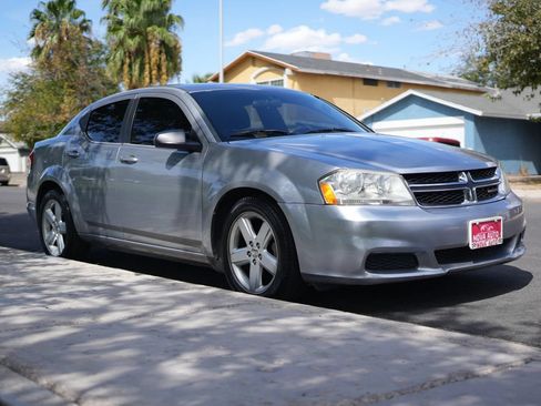 Used 2013 Dodge Avenger SE FWD image 15