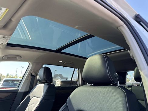 New 2026 Volkswagen Atlas SE image 17