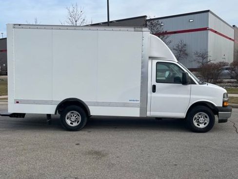 New 2025 Chevrolet Express 3500 Work Van w/ Power Convenience Package image 6