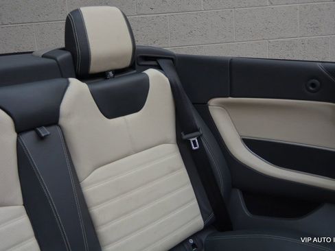 Used 2018 Land Rover Range Rover Evoque HSE Dynamic image 26