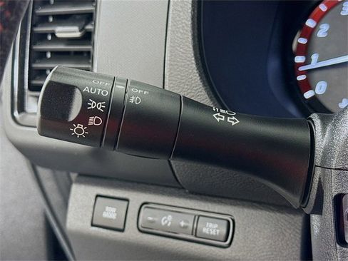 Certified 2024 Nissan Frontier Pro-X image 15