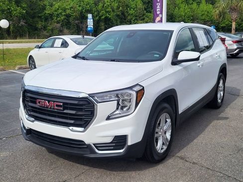 Used 2024 GMC Terrain SLE FWD image 6