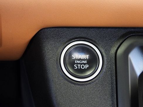Used 2023 Land Rover Defender 90 X-Dynamic SE AWD/4WD image 59