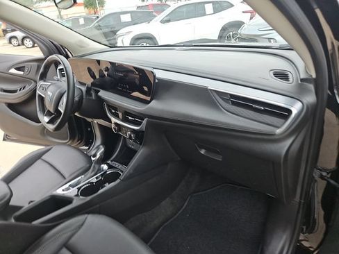 Used 2024 Buick Encore GX Sport Touring AWD/4WD image 25