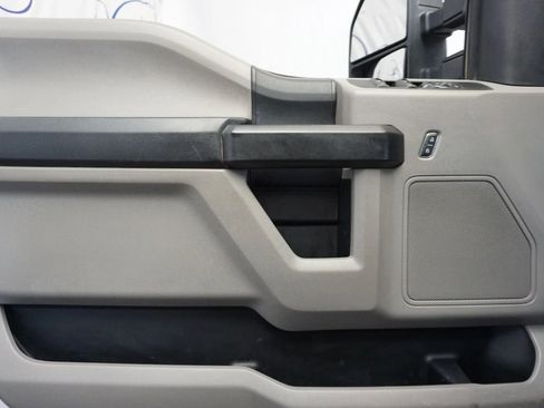 Used 2019 Ford F250 XL w/ Power Equipment Group image 25