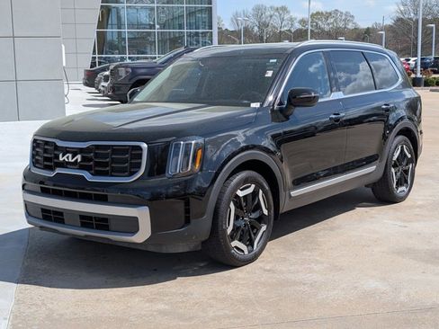 Used 2023 Kia Telluride S w/ S Sunroof Package image 1