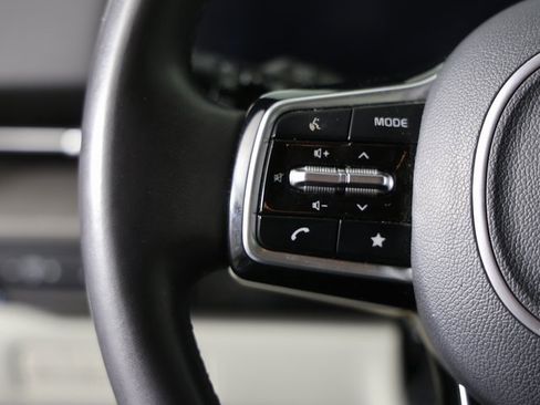 Certified 2024 Kia Carnival SX image 14