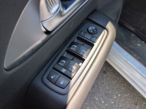New 2026 Chrysler Voyager LX FWD image 21