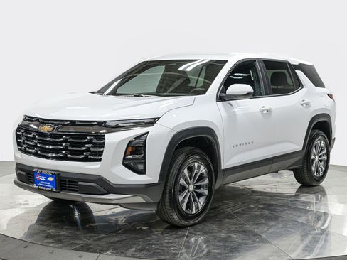 Used 2025 Chevrolet Equinox LT image 1