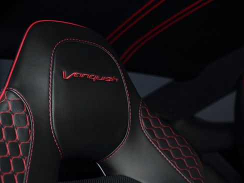 Used 2014 Aston Martin Vanquish Coupe RWD image 30