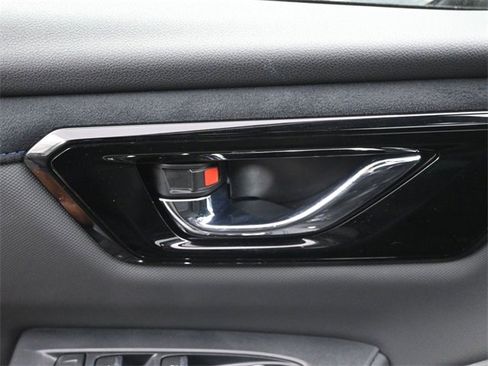 Certified 2025 Subaru Forester Limited image 15