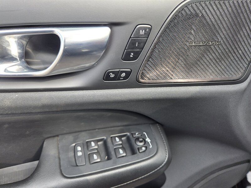 Used 2023 Volvo S60 T8 Plus AWD/4WD image 12