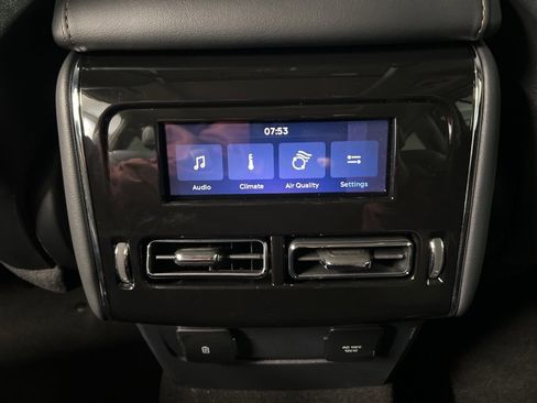 New 2026 Lincoln Aviator AWD image 32