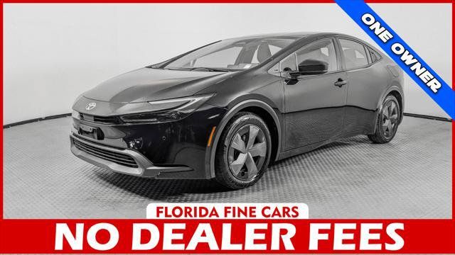 Used 2024 Toyota Prius LE FWD image 1