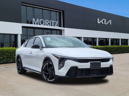 New 2026 Kia K4 GT-Line w/ GT-Line Sunroof Package image 1