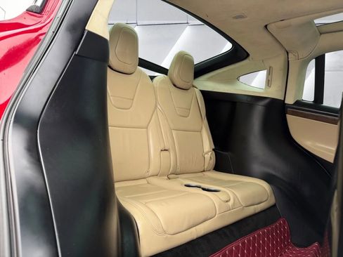 Used 2017 Tesla Model X 75D image 31