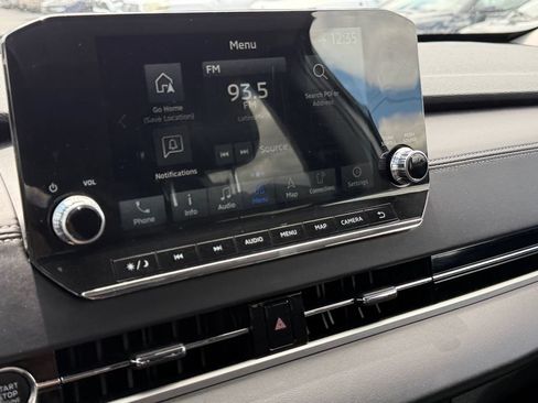 Used 2024 Mitsubishi Outlander SE AWD/4WD image 35