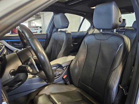Used 2018 BMW 330i xDrive Sedan AWD/4WD image 27