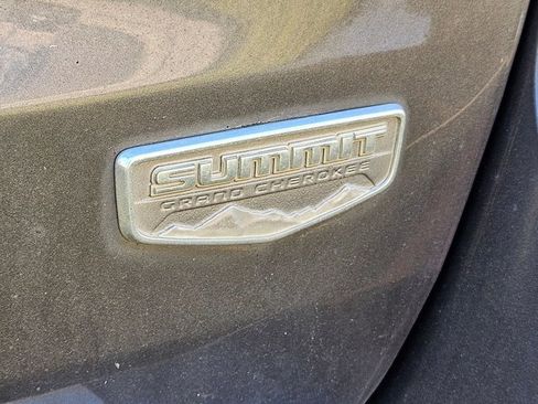 Used 2015 Jeep Grand Cherokee Summit image 8