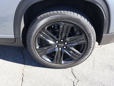 Used 2024 GMC Acadia Elevation w/ Black Edition image 41