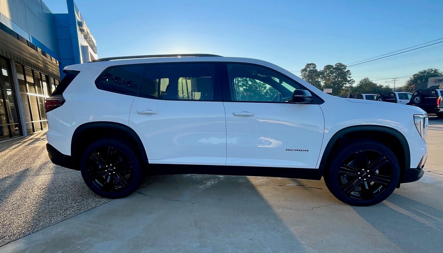 New 2026 GMC Acadia Elevation w/ Black Edition FWD image 2