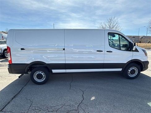 New 2025 Ford Transit 250 Low Roof RWD image 3