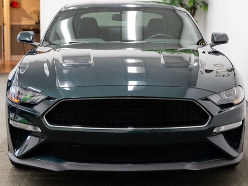Used 2019 Ford Mustang Bullitt w/ Bullitt Electronics Package RWD image 12