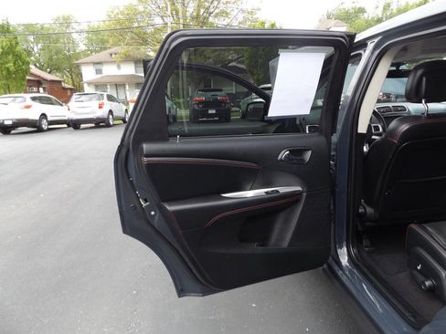 Used 2018 Dodge Journey GT AWD/4WD image 18