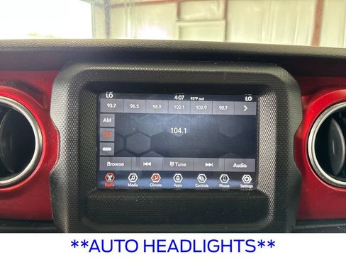 Used 2021 Jeep Wrangler Unlimited Rubicon AWD/4WD image 14