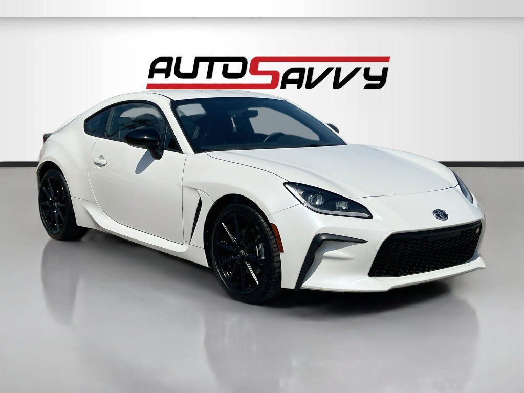 Used 2026 Toyota GR86 Premium w/ ALL Weather Mat Package (TMS) RWD image 1