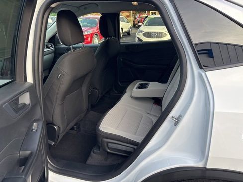 Used 2023 Ford Escape Active image 20