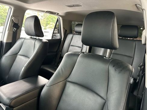 Used 2024 Toyota 4Runner Limited AWD/4WD image 17