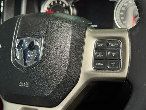 Used 2014 RAM 1500 Laramie RWD image 37