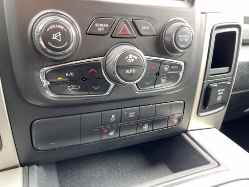 Used 2017 RAM 1500 Outdoorsman AWD/4WD image 19