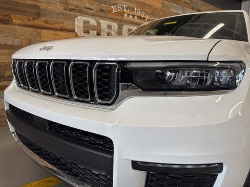 New 2025 Jeep Grand Cherokee L Limited image 16