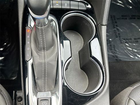 Used 2024 Buick Encore GX Sport Touring w/ Comfort Package image 17