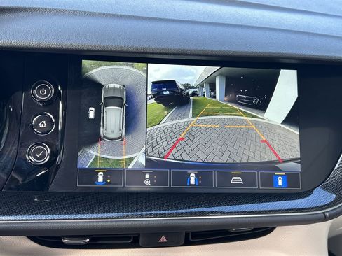 Certified 2022 Buick Envision Essence w/ Technology Package I image 24