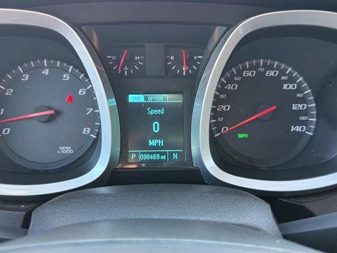 Used 2015 Chevrolet Equinox LT w/ Safety Package FWD image 31