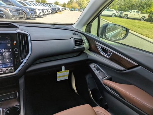 New 2025 Subaru Ascent Touring image 17